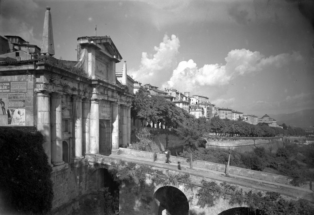 Porta San Giacomo, 1930